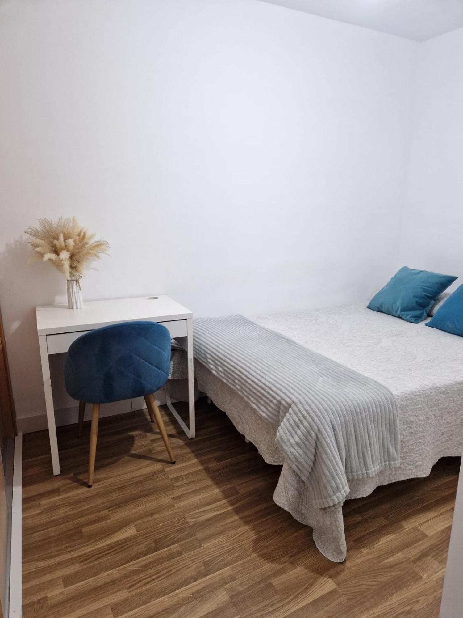 Quarto Com Banheiro Privado Em Apartamento Familiar Alicante Exterior foto